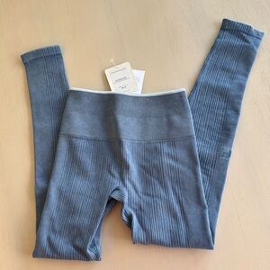 Fabletics Seamless Ribbed Legging
